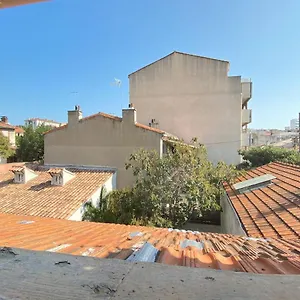 Naturehomespacieux-centrevilleclimwifinetflix Appartement