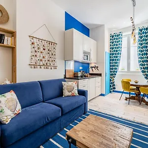Shell, 120m Vieux-port, Clim Netflix Wifi Appartement